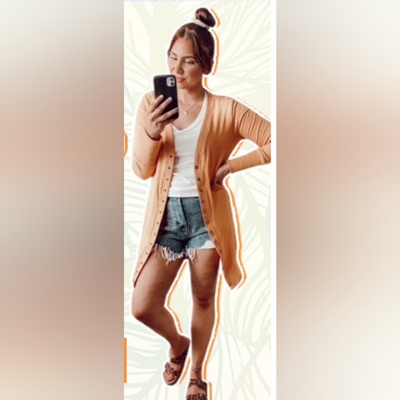 Women's Long Sleeve Snap Button Down Solid Color Knit Ribbed Neckline Cardigans - Picture 3 of 11